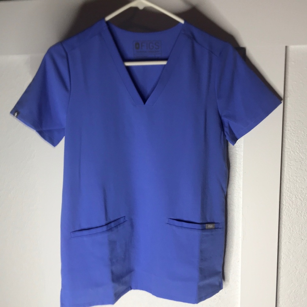 Scrub top